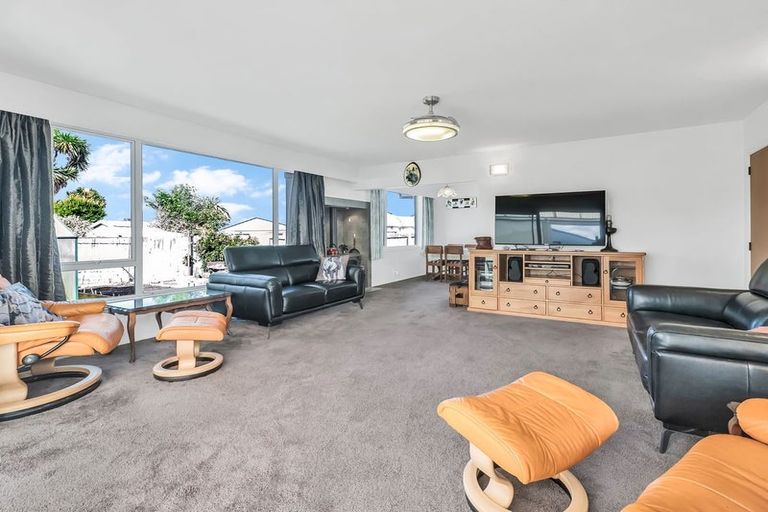 Photo of property in 71 Balcairn Street, Halswell, Christchurch, 8025