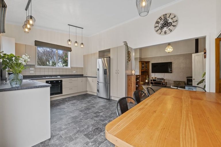 Photo of property in 204 Regan Street, Stratford, 4332