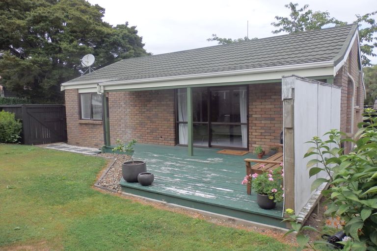 Photo of property in 54b Williams Street, Cambridge, 3434