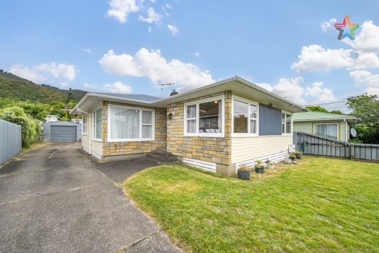 Photo of property in 22 Ruthven Road, Wainuiomata, Lower Hutt, 5014