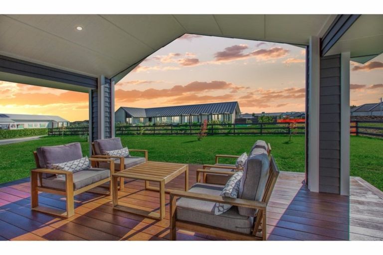 Photo of property in 33 Baxter Michael Crescent, Cambridge, 3434