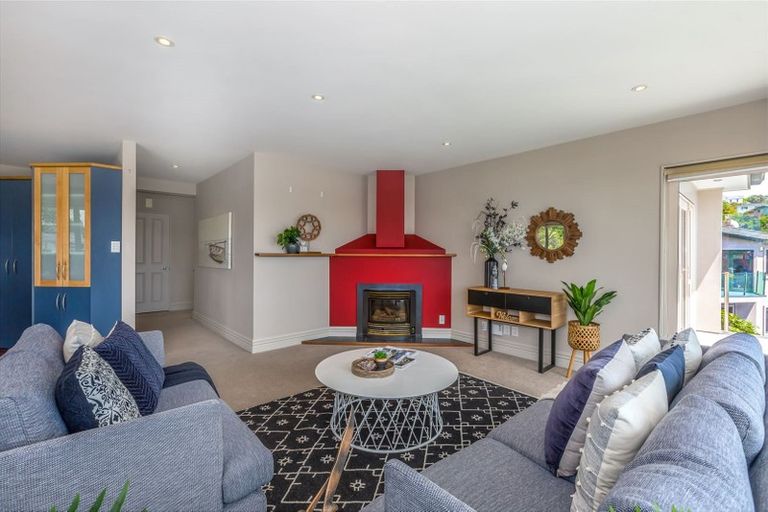 Photo of property in 19 Paremata Drive, Paremata, Porirua, 5024