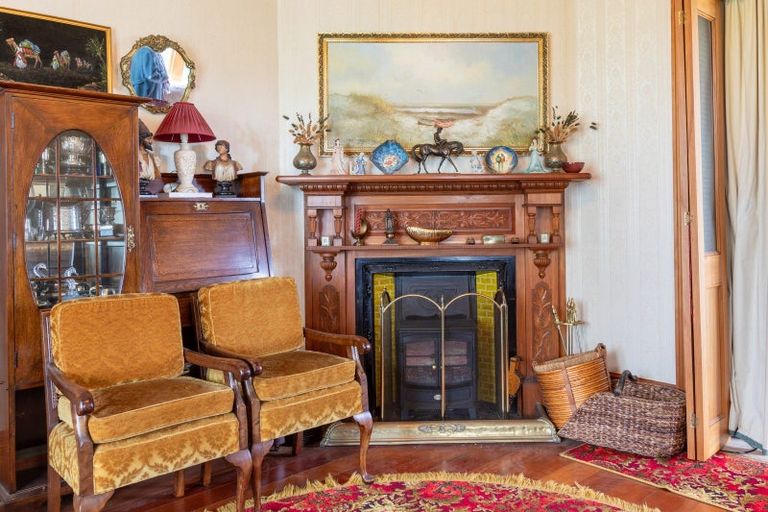 Photo of property in 36 Swinburn Street, Dannevirke, 4930