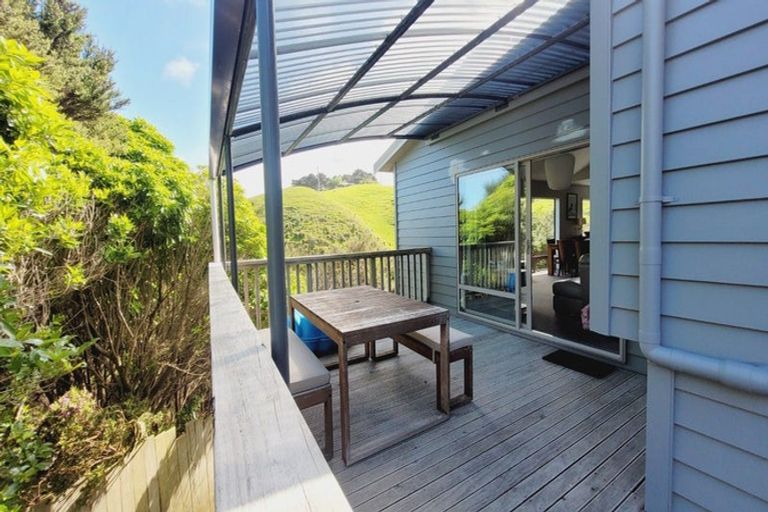 Photo of property in 58 Saint Ives Drive, Camborne, Porirua, 5026