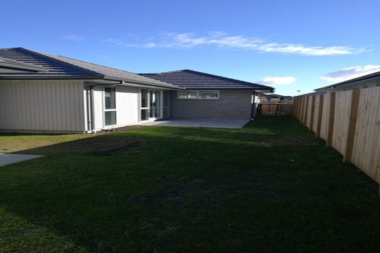 Photo of property in 8 Kuru Place, Papamoa, 3118