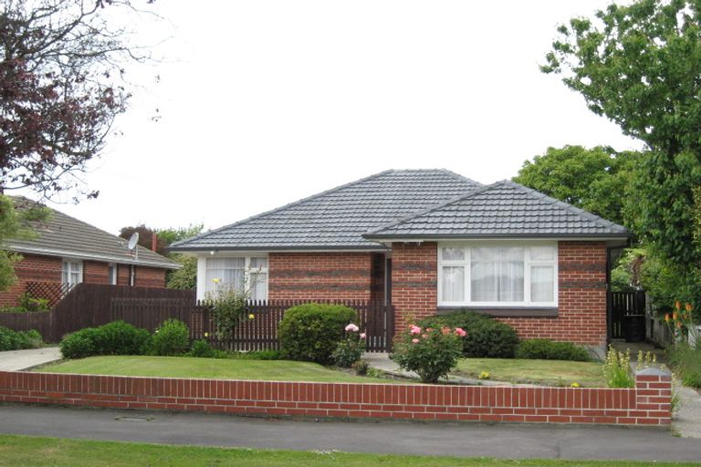 Photo of property in 30 Charlcott Street, Burnside, Christchurch, 8053