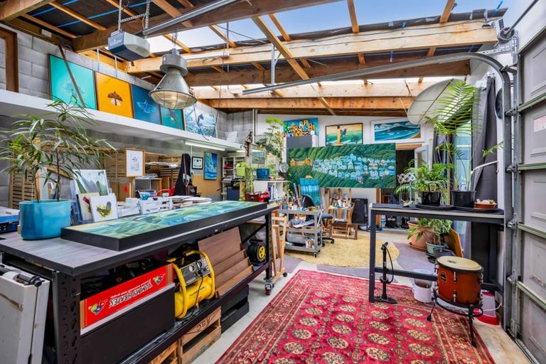 Photo of property in 5 Scott Street, Moturoa, New Plymouth, 4310