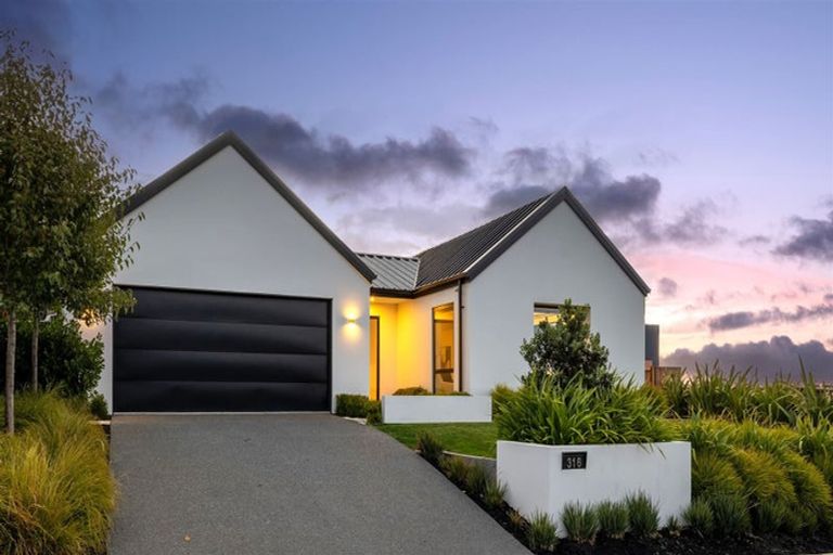 Photo of property in 316 Worsleys Road, Westmorland, Christchurch, 8025