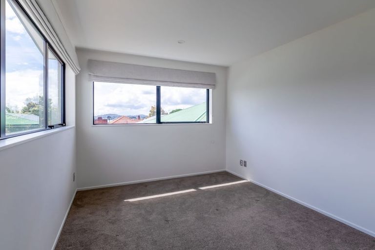 Photo of property in 46c Willerton Avenue, New Lynn, Auckland, 0600