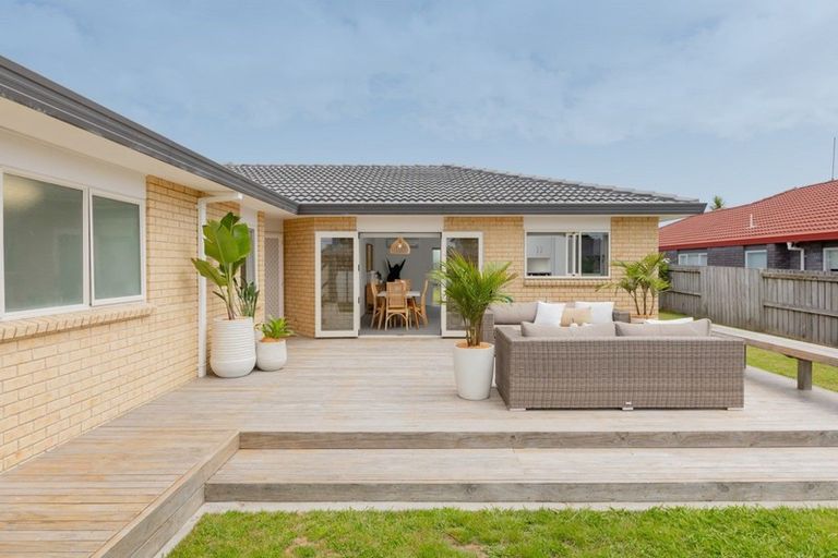 Photo of property in 31 Dalton Drive, Papamoa Beach, Papamoa, 3118