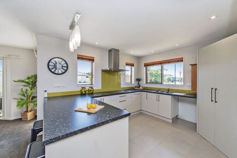 Photo of property in 4 Pipiri Street, Pegasus, 7612