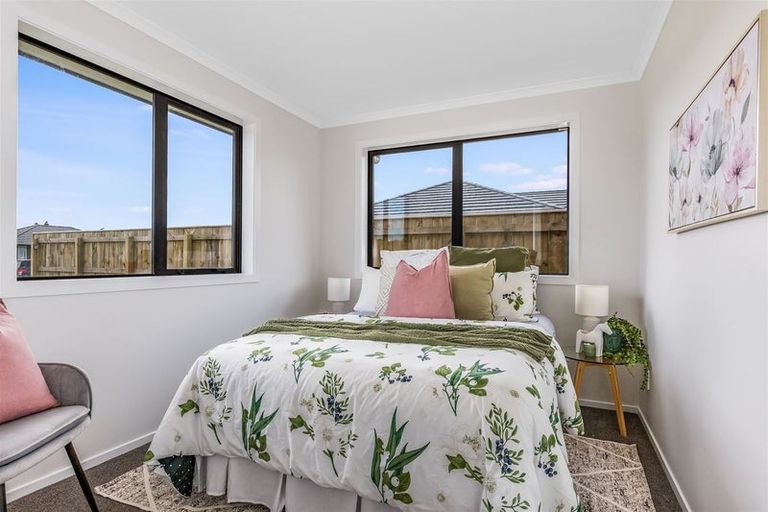 Photo of property in 109 Hinemoa Street, Levin, 5510