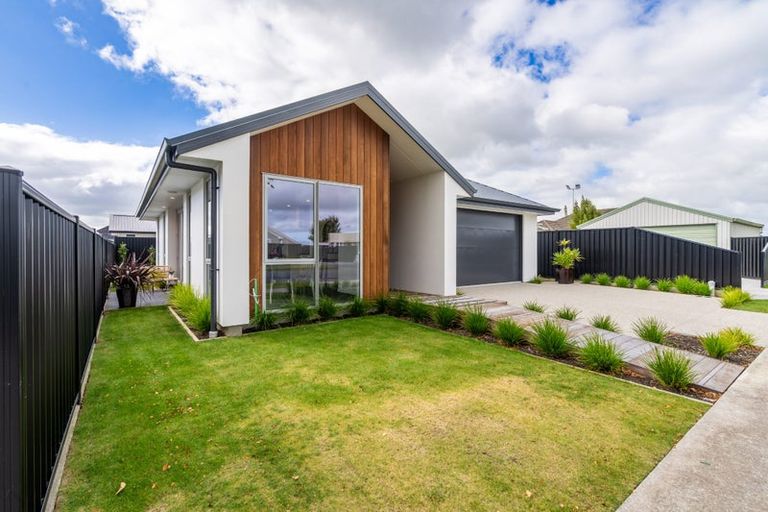 Photo of property in 7 Joseph Street, Waverley, Invercargill, 9810