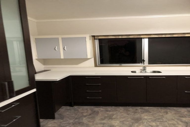 Photo of property in 56 Scott Road, Stanmore Bay, Whangaparaoa, 0932