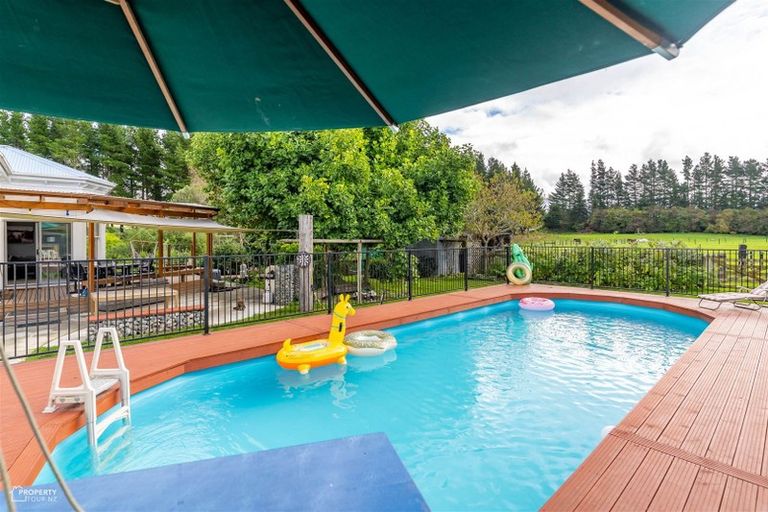 Photo of property in 1188 State Highway 2, Mikimiki, Masterton, 5881