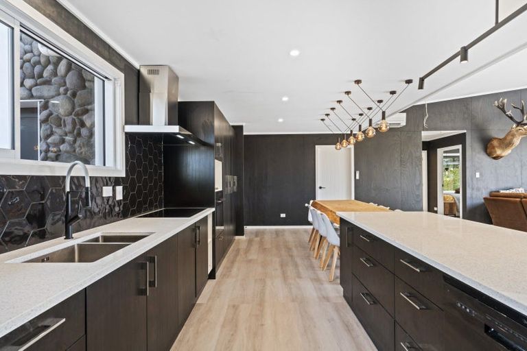 Photo of property in 20 Komahimahi Way, Motuoapa, 3382