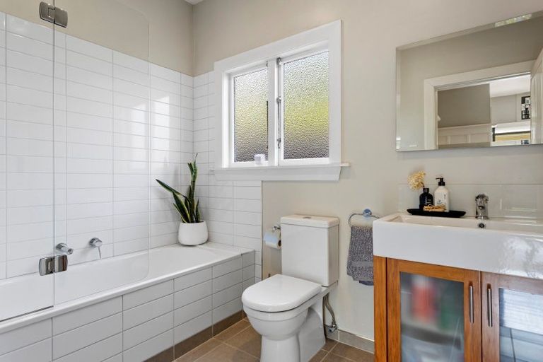 Photo of property in 42 Barrington Street, Somerfield, Christchurch, 8024