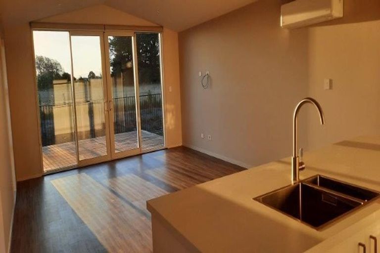 Photo of property in 55 Mehrtens Crescent, Woodend, 7691