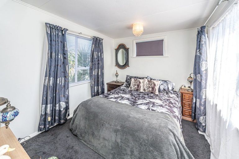 Photo of property in 51 Thatcher Street, Castlecliff, Whanganui, 4501