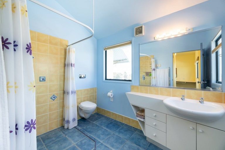 Photo of property in 295 Oceanbeach Road, Mount Maunganui, 3116