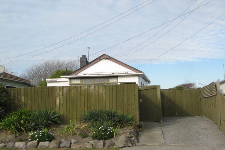 Photo of property in 33 Rodney Street, New Brighton, Christchurch, 8061