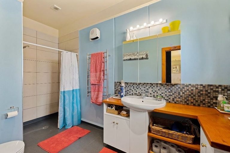 Photo of property in 102 Thomson Gorge Road, Tarras, Cromwell, 9383