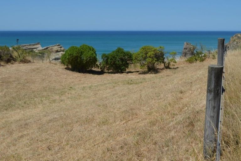 Photo of property in 28 Balfour Crescent, Castlepoint, Tinui, 5889