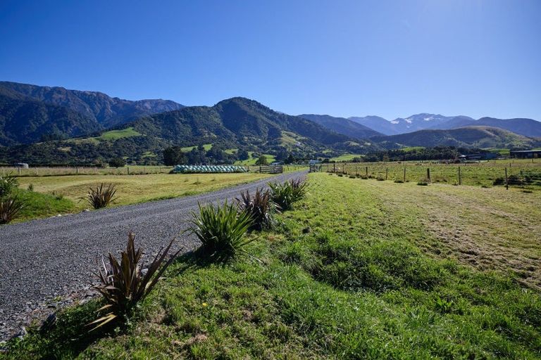 Photo of property in 235a Bay Paddock Road, Hapuku, Kaikoura, 7371