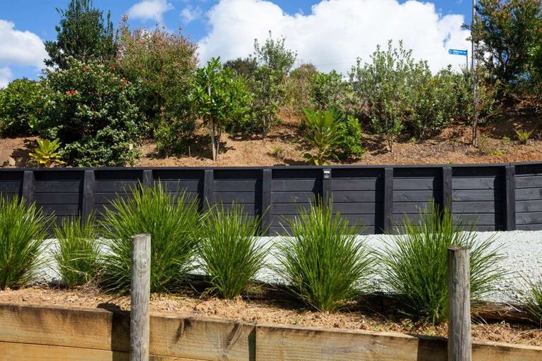 Photo of property in 18 Cable Bay Block Road, Cable Bay, 0420