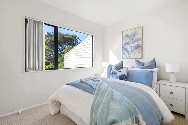 Photo of property in 2/100a Verran Road, Birkdale, Auckland, 0626