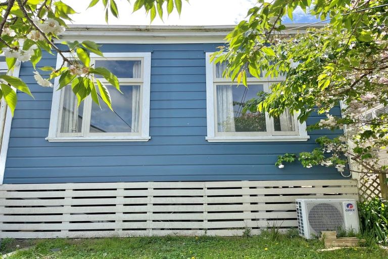 Photo of property in 36 Cleveland Street, Brooklyn, Wellington, 6021