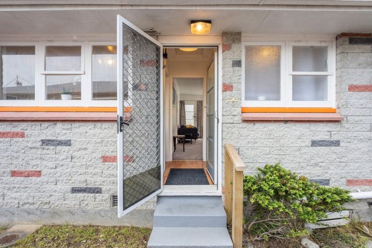 Photo of property in 1/3 Lane Street, Wallaceville, Upper Hutt, 5018