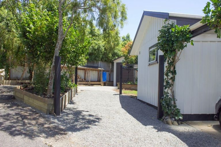 Photo of property in 84 Govett Avenue, Frankleigh Park, New Plymouth, 4310