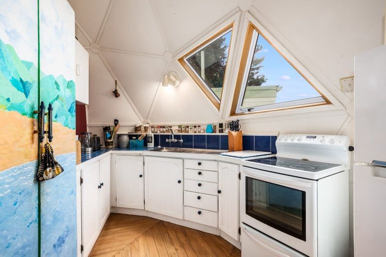 Photo of property in 14 Tremaine Place, Camborne, Porirua, 5026