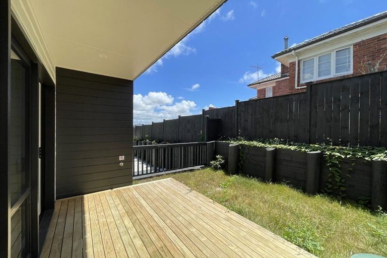 Photo of property in 5/10 Newington Road, Henderson, Auckland, 0612