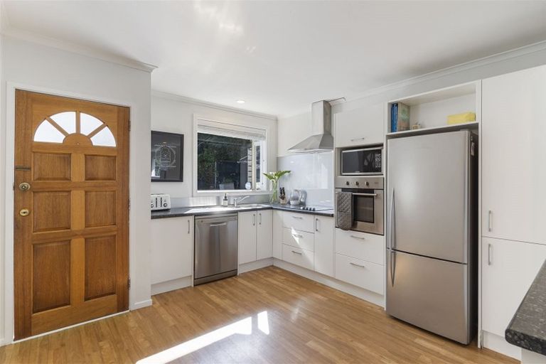 Photo of property in 61 Patons Road, Howick, Auckland, 2014