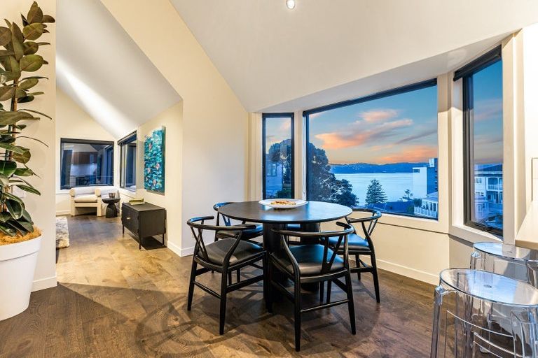 Photo of property in 28 Hay Street, Oriental Bay, Wellington, 6011