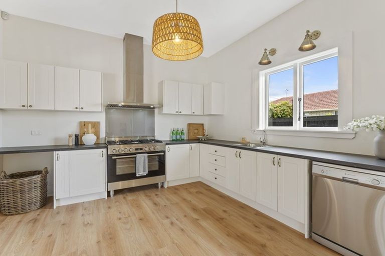 Photo of property in 102 Aylesford Street, Mairehau, Christchurch, 8013