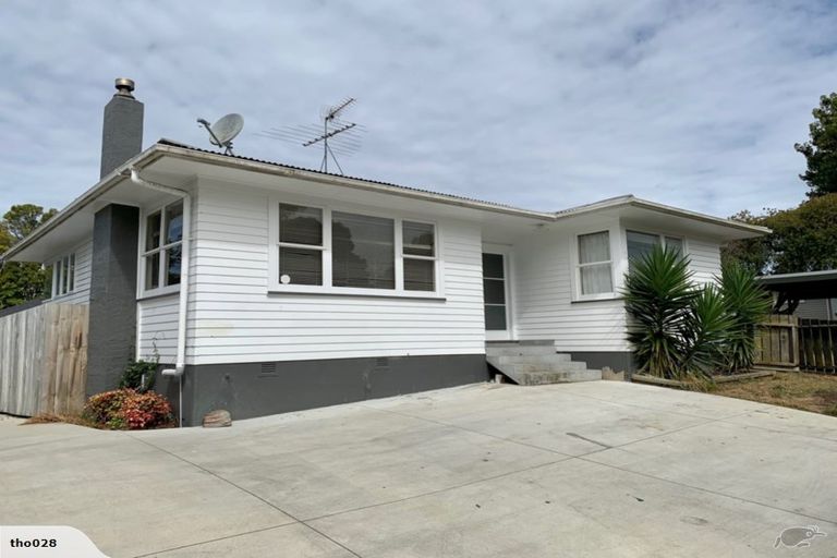 Photo of property in 52 Ennis Avenue, Pakuranga Heights, Auckland, 2010