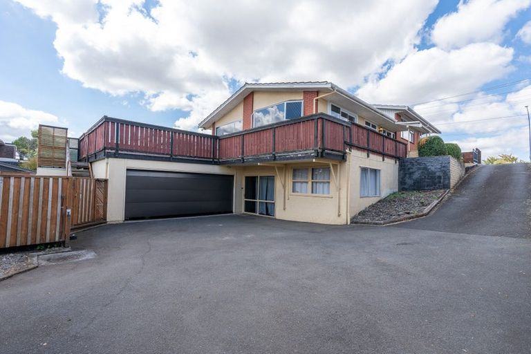 Photo of property in 190 Sandwich Road, St Andrews, Hamilton, 3200