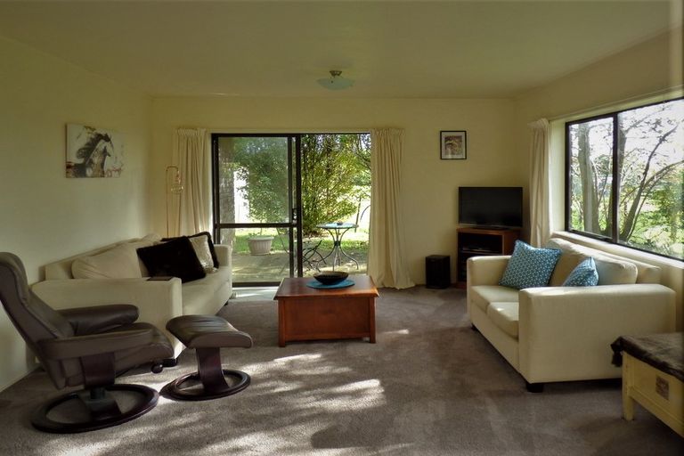 Photo of property in 110 Hall Road, Waiuku, 2681