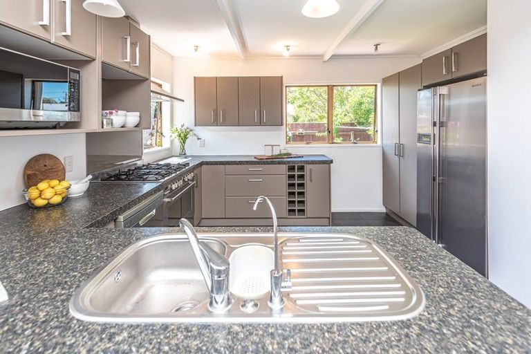 Photo of property in 56 Exeter Crescent, Springvale, Whanganui, 4501