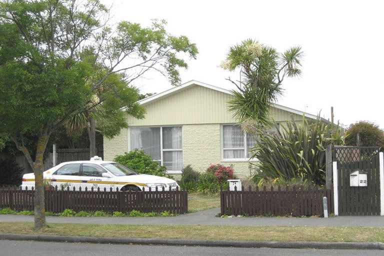 Photo of property in 24 Ashwood Street, Parklands, Christchurch, 8083