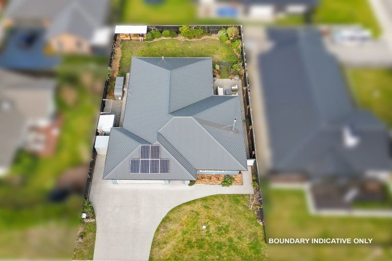 Photo of property in 4 Franklin Drive, Rangiora, 7400