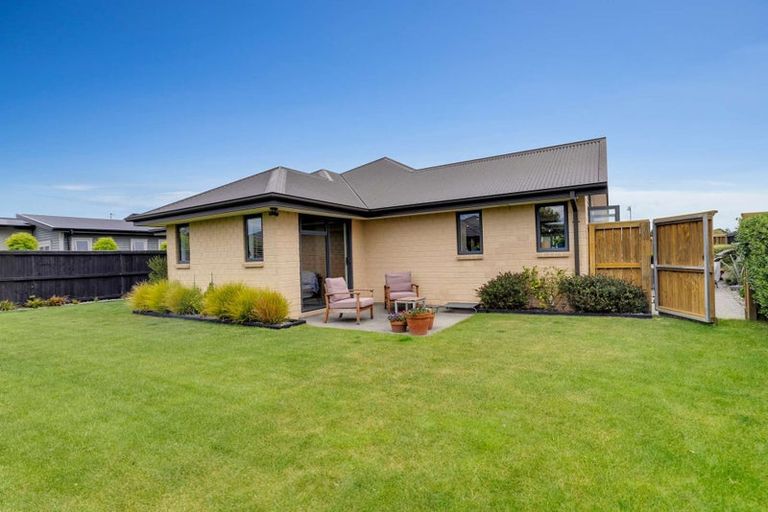 Photo of property in 23 Wakeman Way, Kaiapoi, 7630