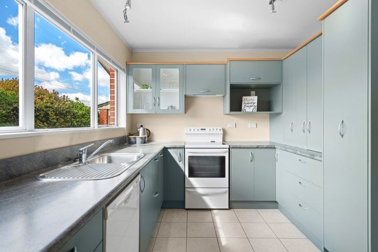 Photo of property in 38 Lincoln Road, Carterton, 5713