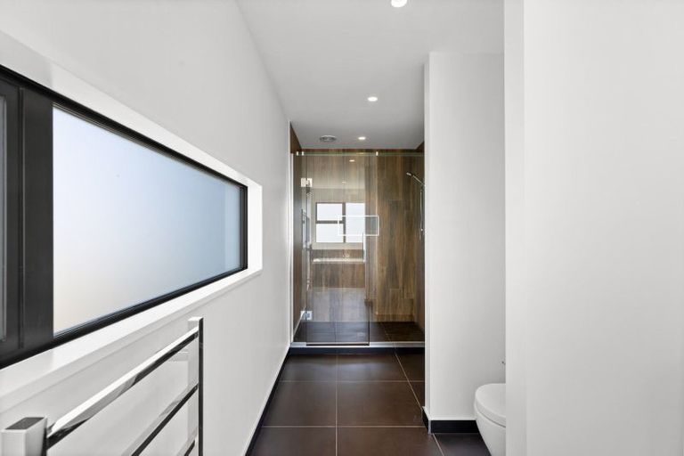 Photo of property in 1 De Surville Way, Pegasus, 7612