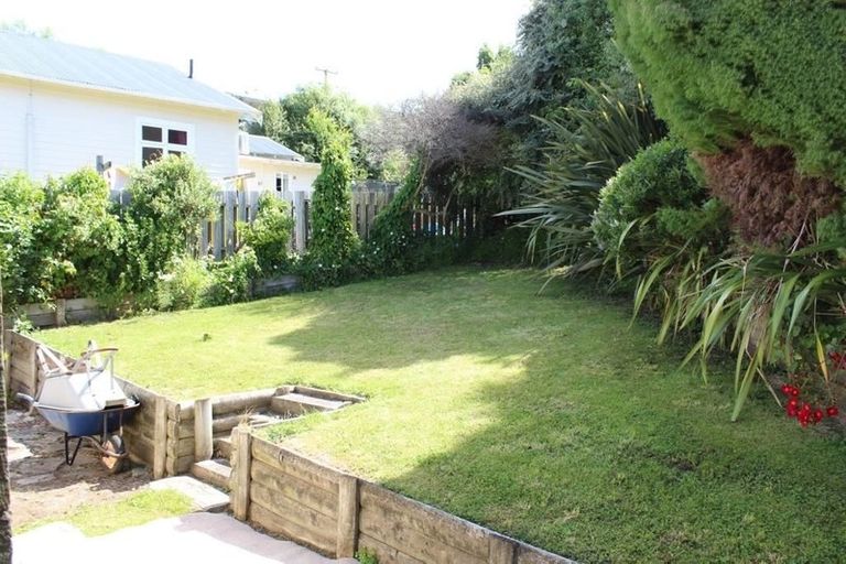 Photo of property in 104 Neidpath Road, Mornington, Dunedin, 9011