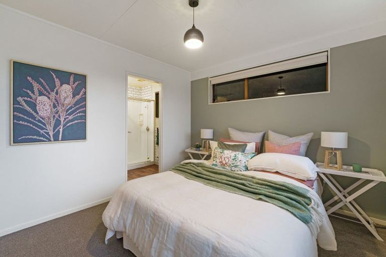 Photo of property in 3 Matipo Street, Levin, 5510