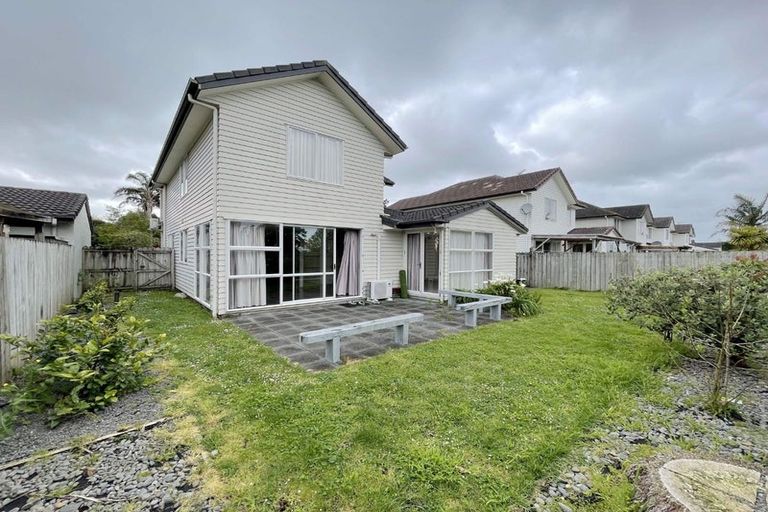 Photo of property in 30 The Track, Takanini, 2112